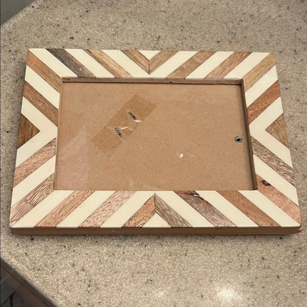 Threshold Chevron Wood and Cream Frame